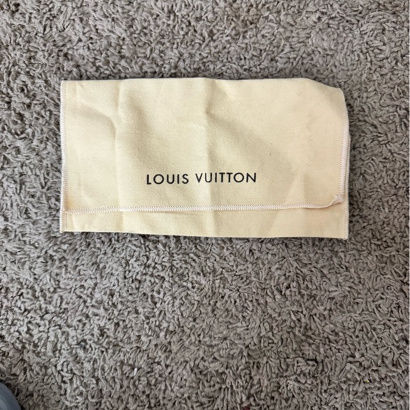 Louis Vuitton Accessories - Louis Vuitton Monogram Cream Black Long Dust Cover Bag